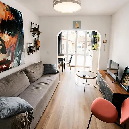 Bright Renovated With Courtyard Views Lejlighed Torrevieja